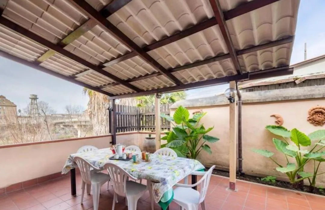 Appartamento per chi ama prendere il caffè in terrazzo-1